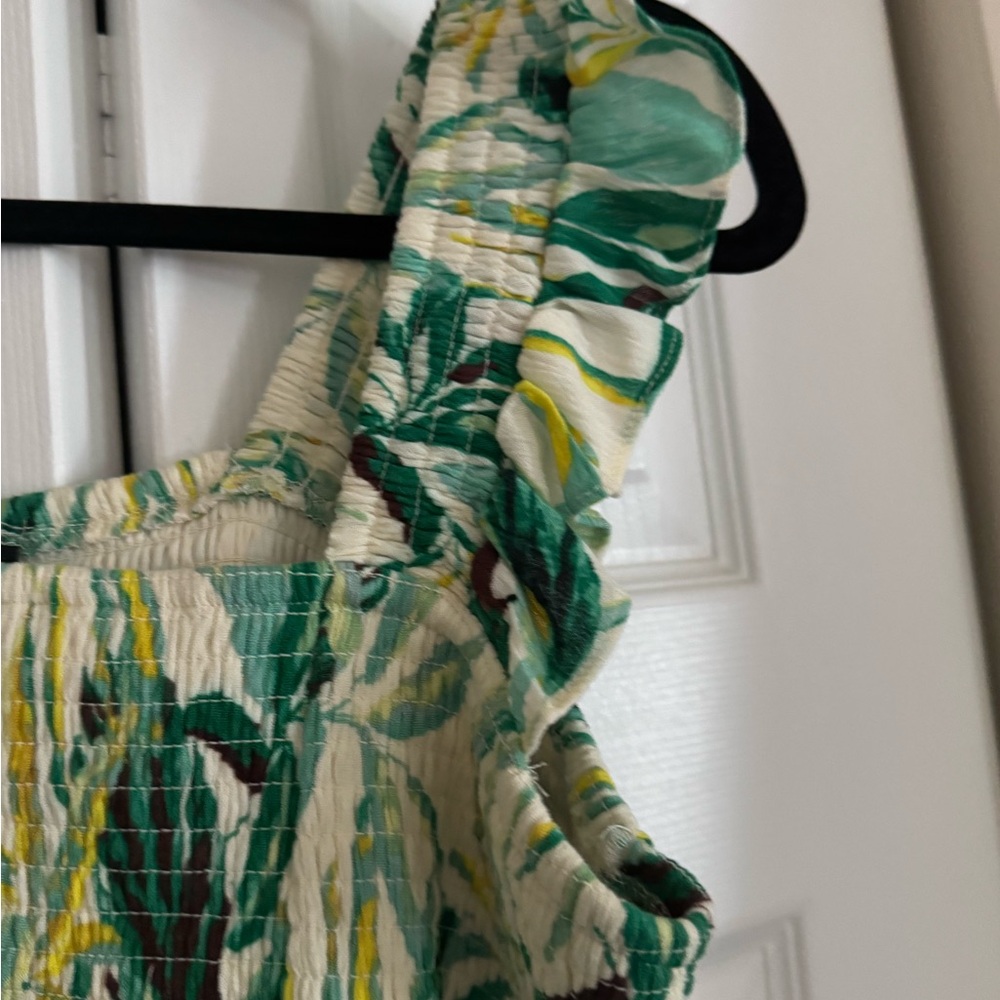 Torrid Green Ruffled Smocked Tank Top - Picture 3 of 6